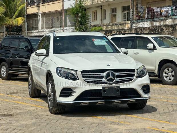 Mercedes-Benz 220 2019 Pearl