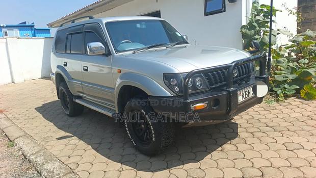 Toyota Land Cruiser Prado 2004 Silver