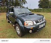 Nissan Hardbody 2013 Black for sale