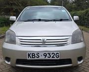 Toyota Raum 2005 Gold for sale