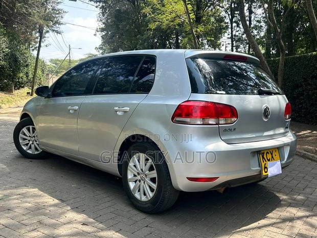 Volkswagen Golf 2012 Silver