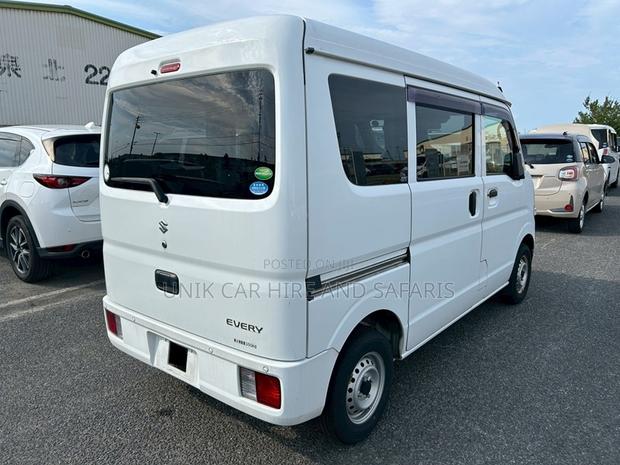 Suzuki EV 2019 White