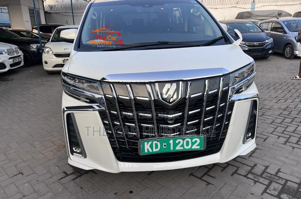 Toyota Alphard 2.5 Petrol FWD 2020 White