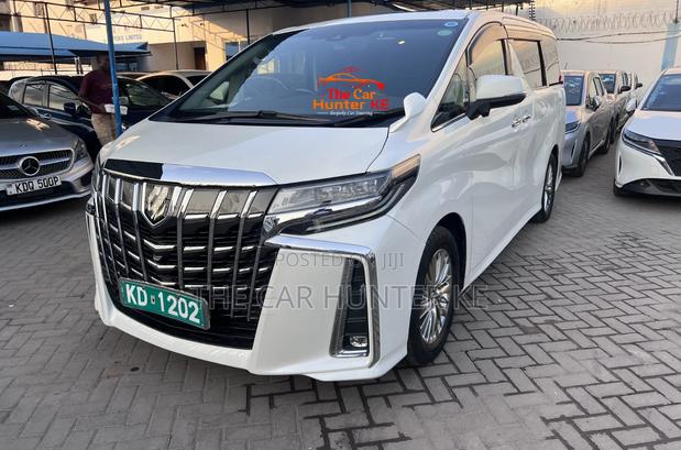 Toyota Alphard 2.5 Petrol FWD 2020 White