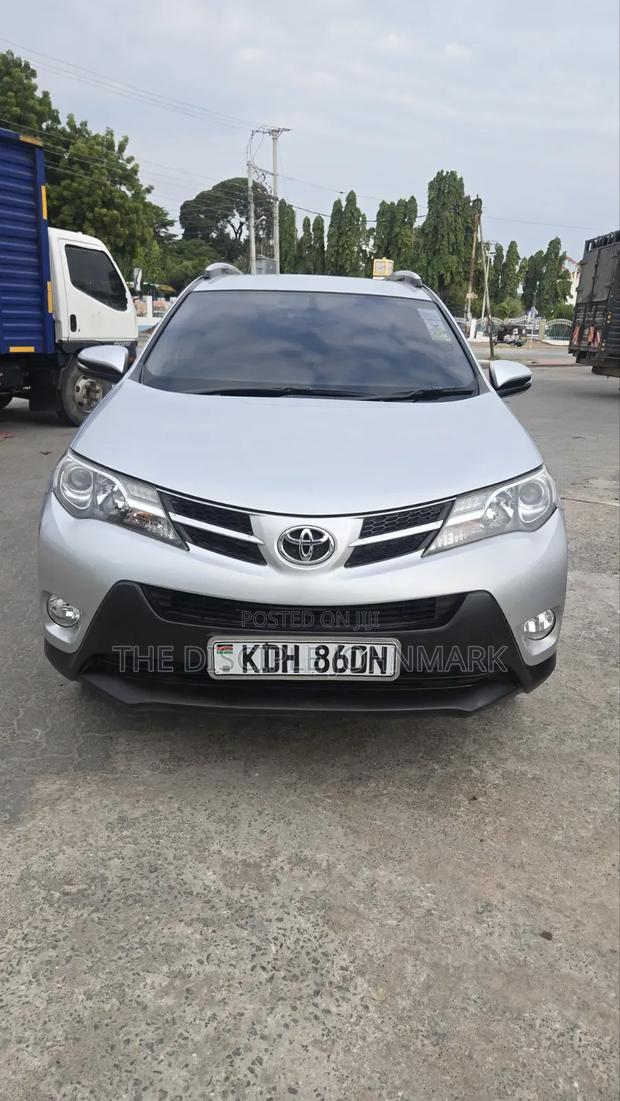 Toyota RAV4 2015 Silver