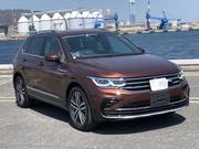 Volkswagen Tiguan 2023 Maroon for sale