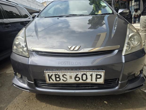 Toyota Wish 2007 Gray