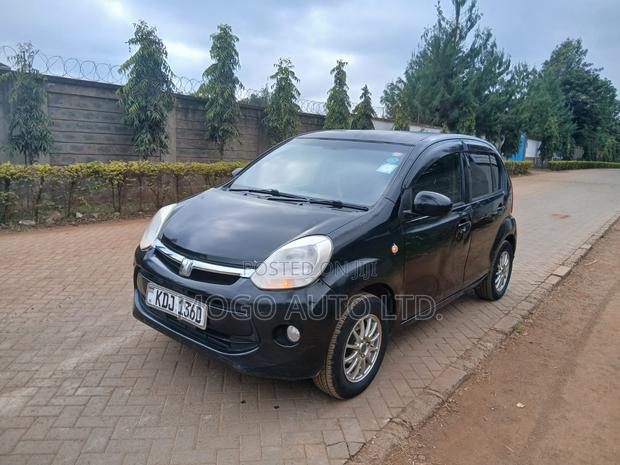 Toyota Passo 2015 Black