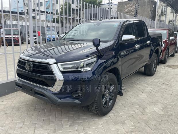 Toyota Hilux Revo Double Cab Deisel 2.4 AWD 2021 Blue