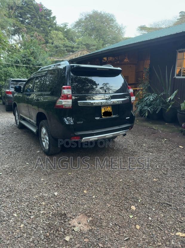 Toyota Land Cruiser Prado 4.0 Petrol TZ-G 2010 Black