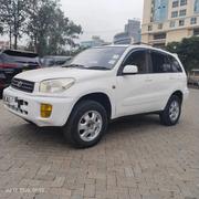 Toyota RAV4 Base AWD 2001 White for sale