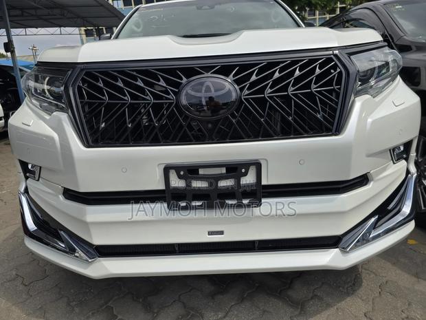 Toyota Land Cruiser Prado 2019 Pearl
