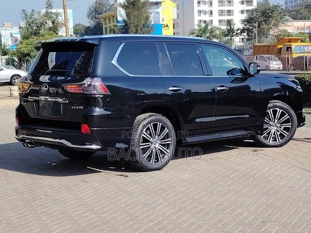 Lexus LX 570 AWD 2020 Black