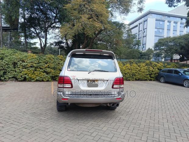 Toyota Land Cruiser 2003 Silver
