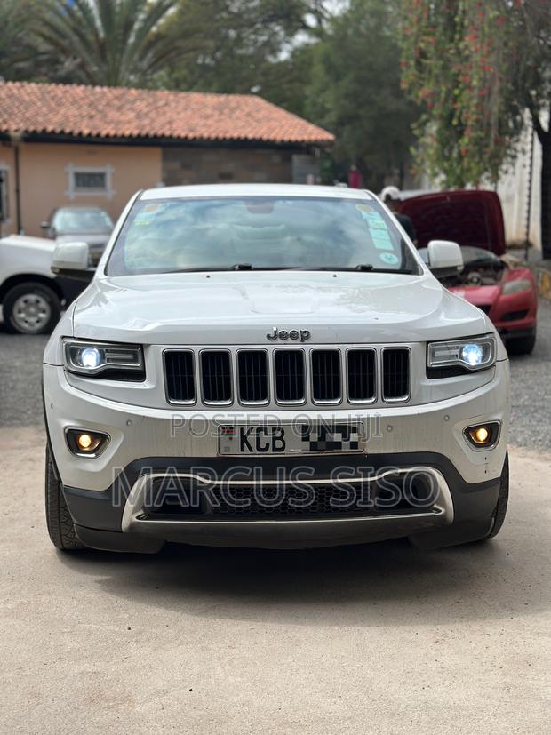 Jeep Grand Cherokee Limited 4dr SUV 4WD (3.6L 6cyl 8A) 2014 White