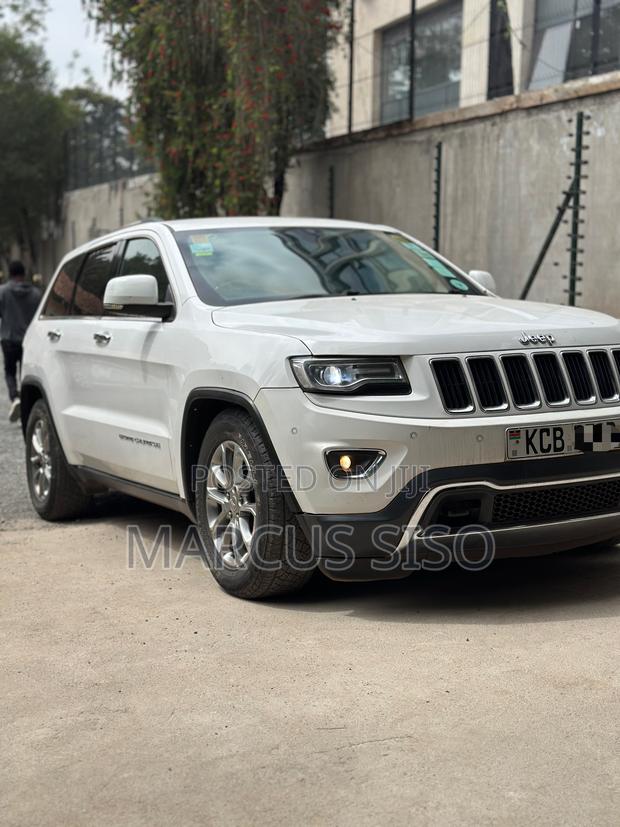 Jeep Grand Cherokee Limited 4dr SUV 4WD (3.6L 6cyl 8A) 2014 White