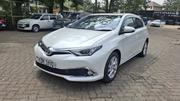 Toyota Auris 2016 White for sale