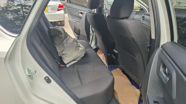 Toyota Auris 2016 White