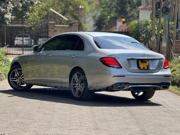 Mercedes-Benz E350e 2019 Silver