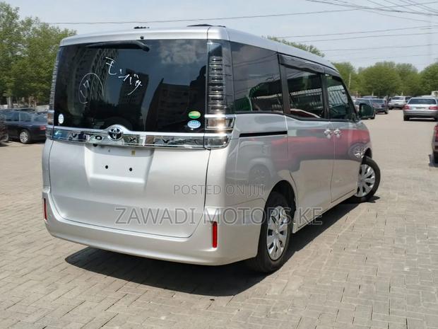 Toyota Voxy V 2WD 7-Seater 2019 Silver