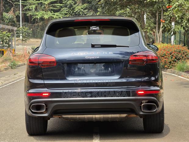 Porsche Cayenne 2015 Black