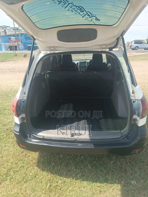 Nissan Advan 2012 White