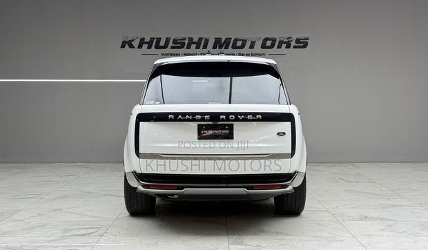 Land Rover Range Rover 2022 White