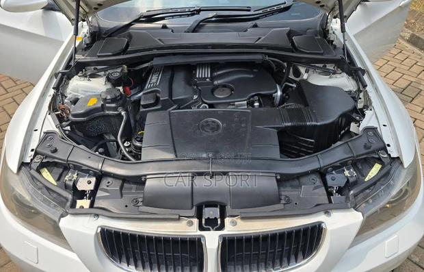BMW 318i 2007 White