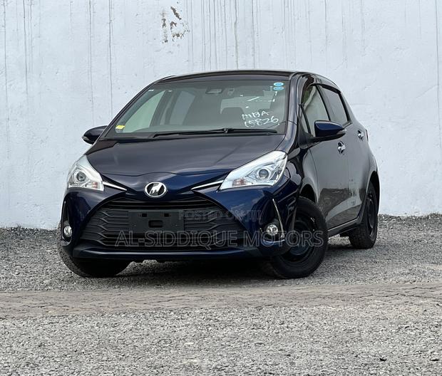 Toyota Vitz 1.0 FWD 5dr 2019 Blue