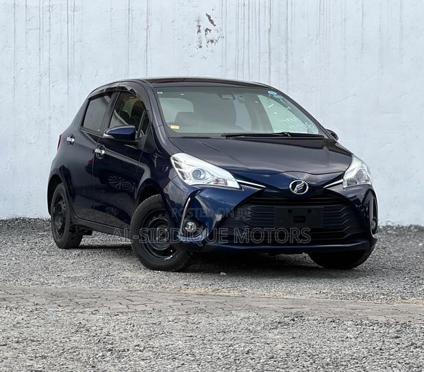 Toyota Vitz 1.0 FWD 5dr 2019 Blue