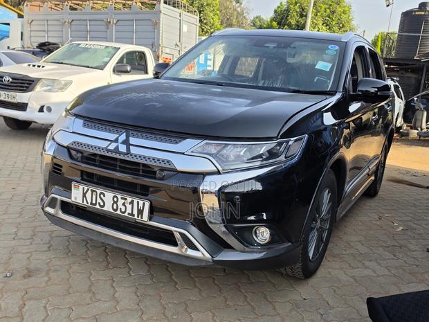 Mitsubishi Outlander 2019 Black