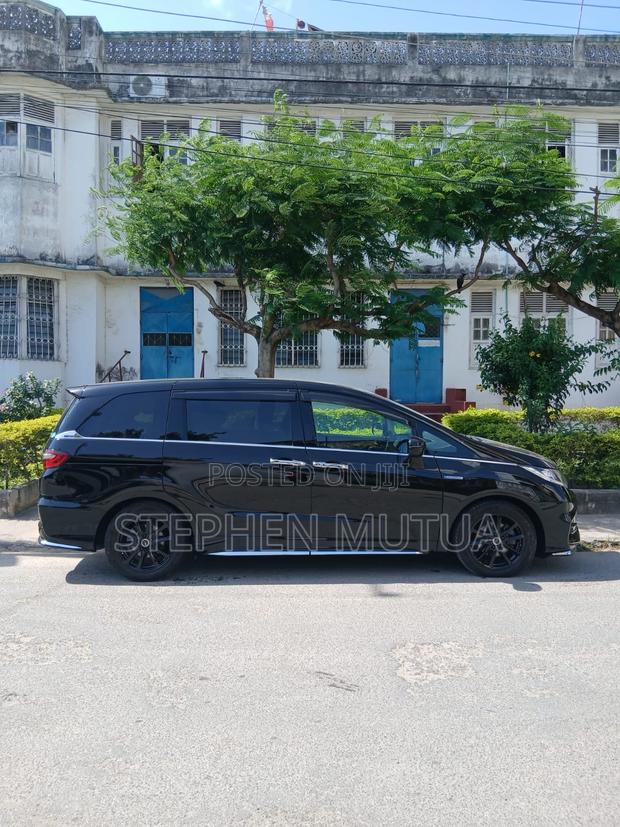 Honda Odyssey 2.0 Hybrid (7 seater) 2019 Black