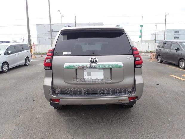 Toyota Land Cruiser Prado 2021 Beige