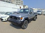 Toyota Land Cruiser 2019 White for sale