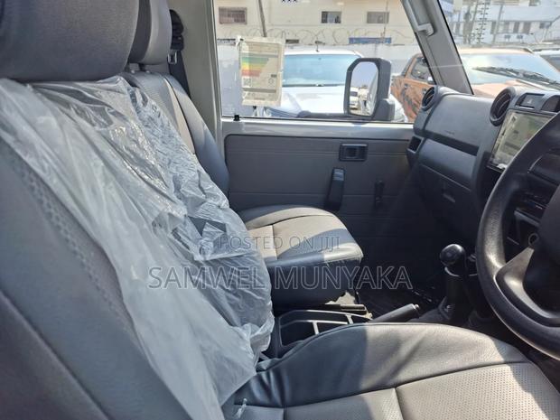 Toyota Land Cruiser 2019 White