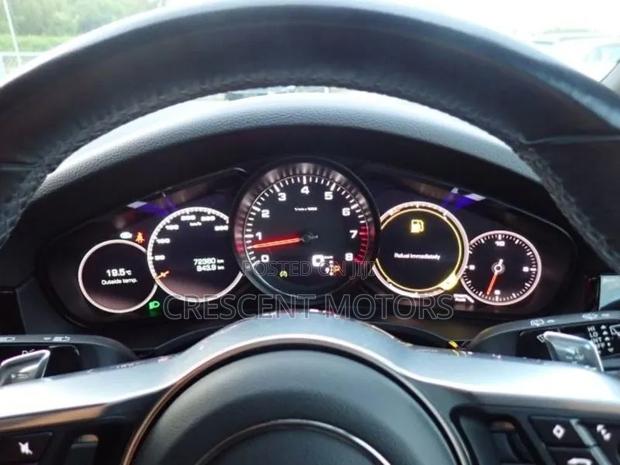 Porsche Cayenne 2020 Gray
