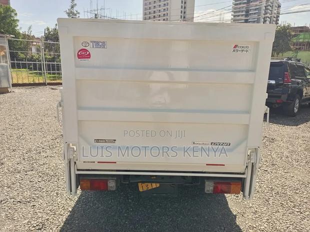 Toyota Dyna 2019 White