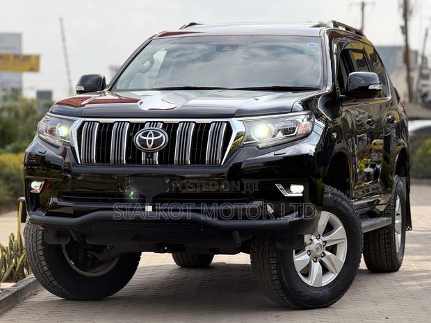 Toyota Land Cruiser Prado 2.7 2019 Black