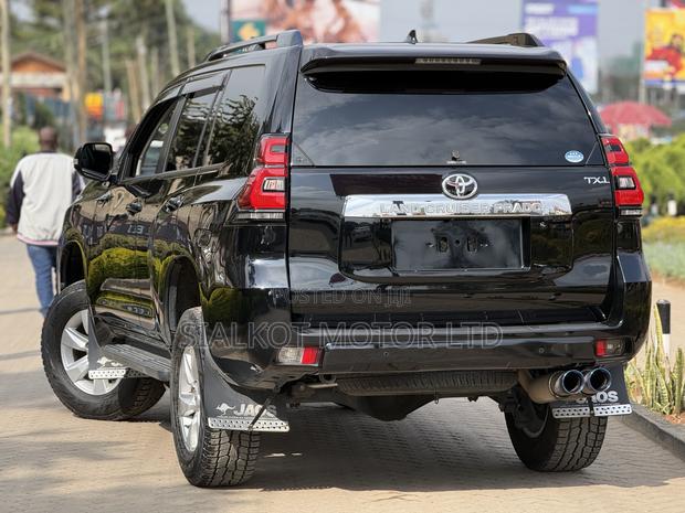 Toyota Land Cruiser Prado 2.7 2019 Black