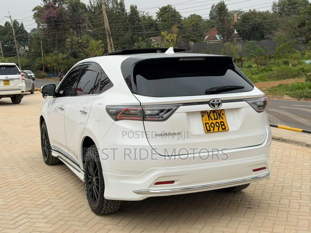 Toyota Harrier 2016 White