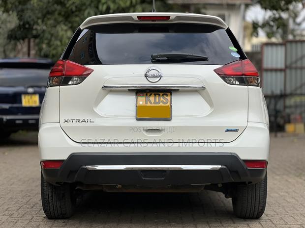 Nissan X-Trail 2.0 Petrol AWD 2016 White
