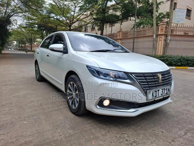 Toyota Premio 2019 Pearl
