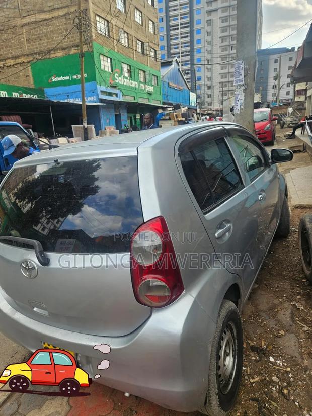 Toyota Passo 2012 Gray