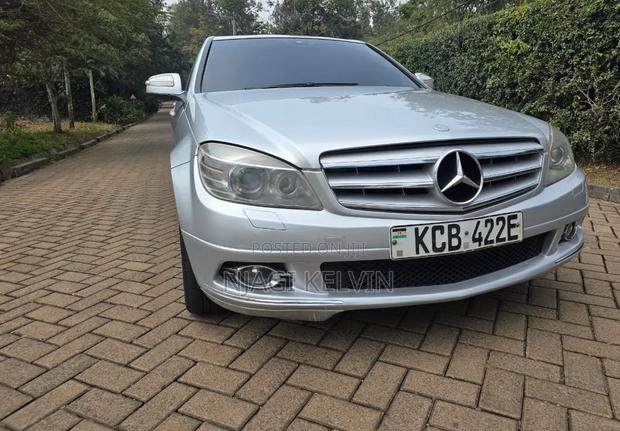 Mercedes-Benz C200 2008 Silver