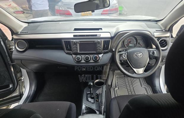 Toyota RAV4 2015 Silver