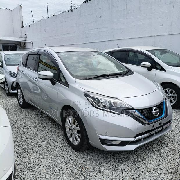 Nissan Note 2019 Silver