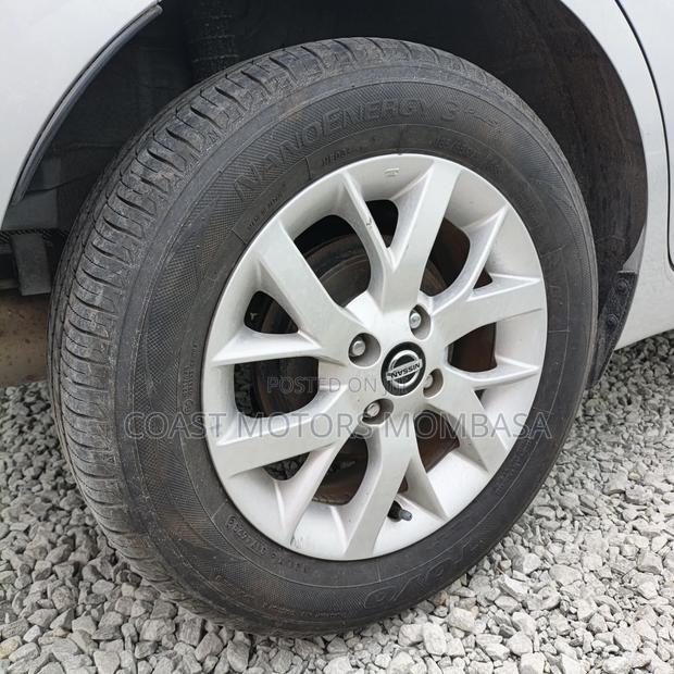 Nissan Note 2019 Silver