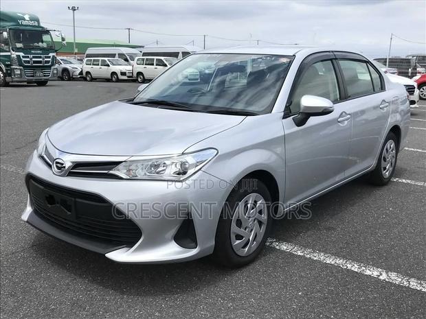 Toyota Axio 2020 Silver