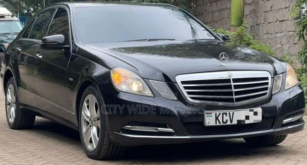 Mercedes-Benz E250 2012 Black