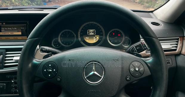 Mercedes-Benz E250 2012 Black